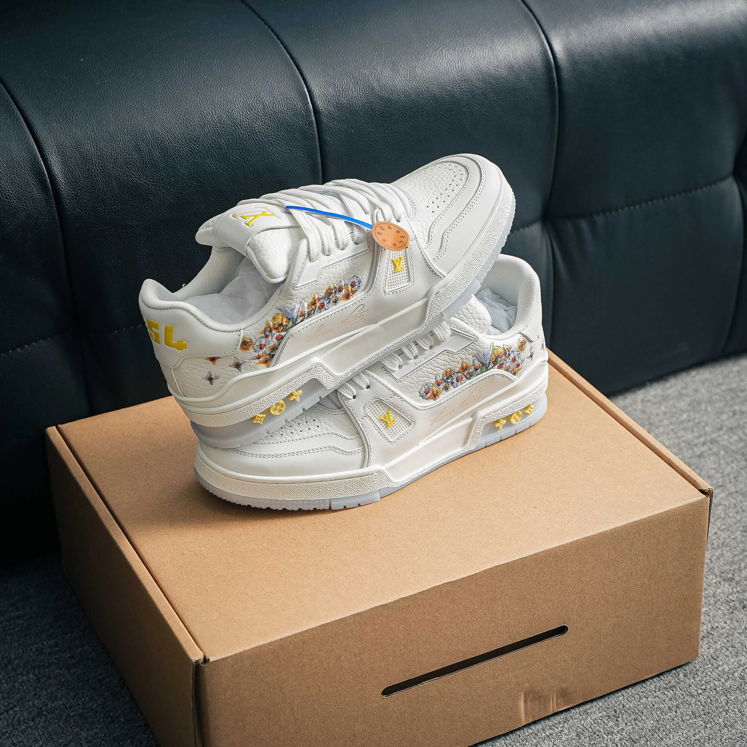 # LV Trainer Series Sneakers New Arrival ZP Shoes NFC 1:1 、